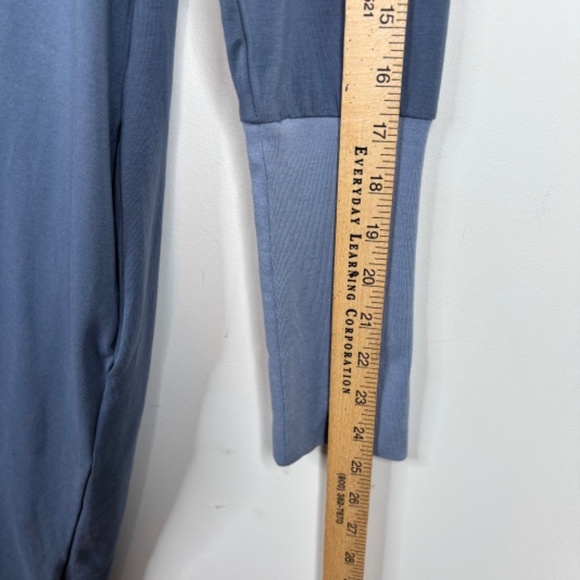 NWT Universal Standard Rhine Midi Dress 12 Long Sleeve Stretch Pockets V Neck - Picture 11 of 13